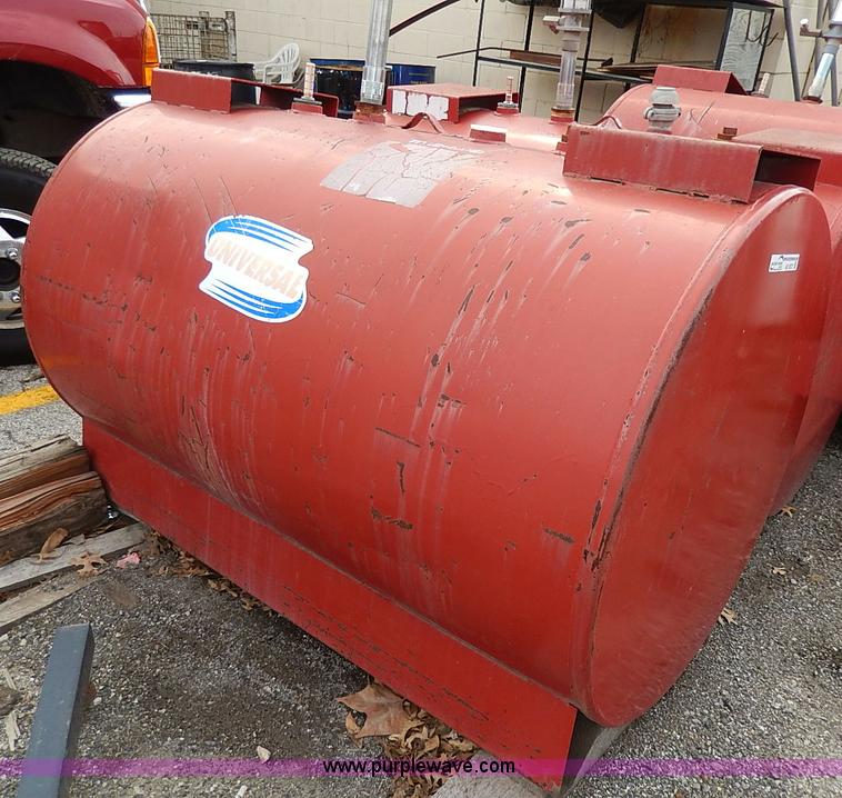 image for item AX9072 Oil tank on skid with pump