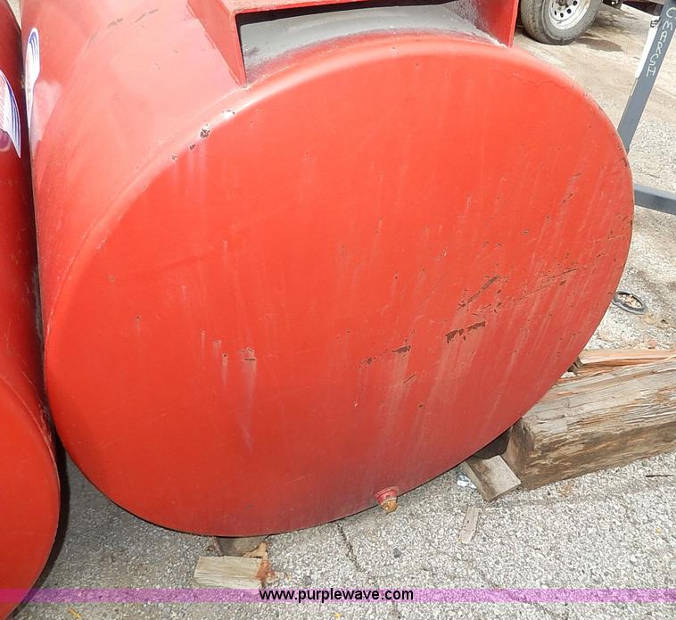 image for item AX9072 Oil tank on skid with pump