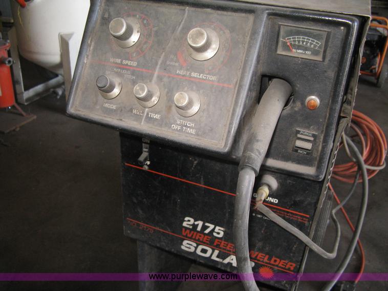 image for item AX9917 Solar 2175 wire feed welder