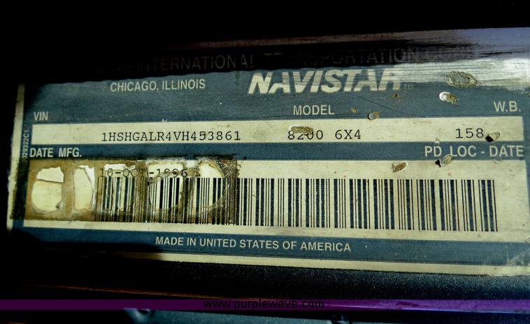 image for item B4879 1997 International 8200 dump truck