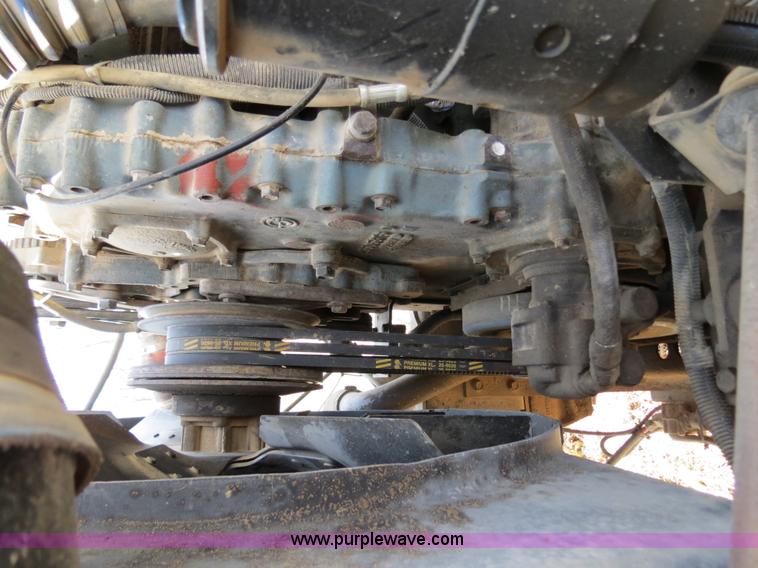 image for item B4879 1997 International 8200 dump truck