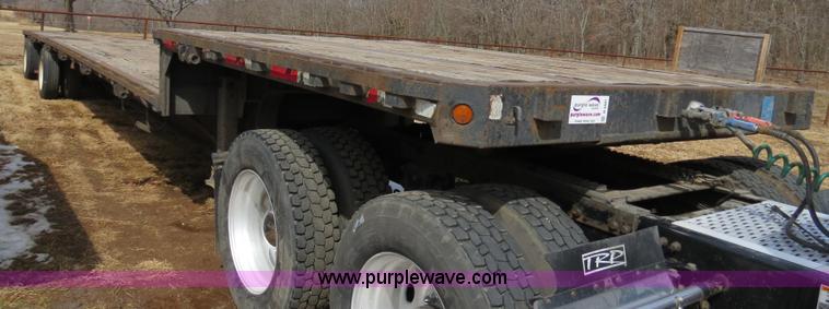 image for item B4881 1998 Daco Trailer D25NAR19D drop deck flatbed trailer