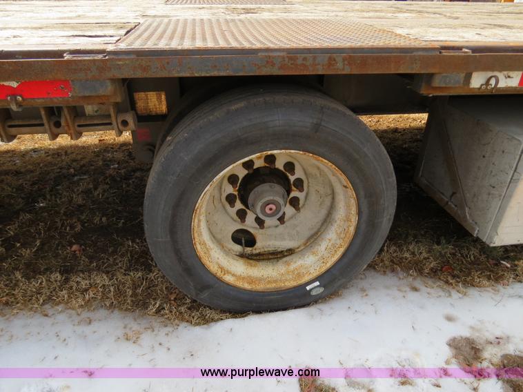 image for item B4881 1998 Daco Trailer D25NAR19D drop deck flatbed trailer