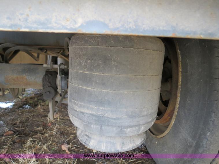 image for item B4881 1998 Daco Trailer D25NAR19D drop deck flatbed trailer