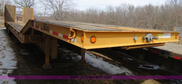 image for item B4882 2005 Trailboss 35 ton paver special lowboy trailer