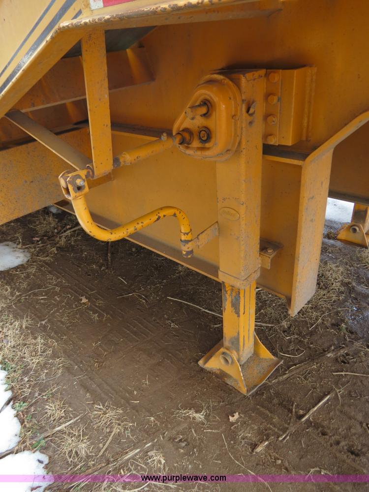 image for item B4882 2005 Trailboss 35 ton paver special lowboy trailer