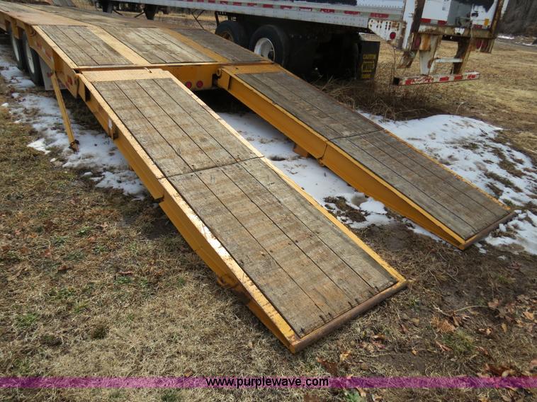 image for item B4882 2005 Trailboss 35 ton paver special lowboy trailer