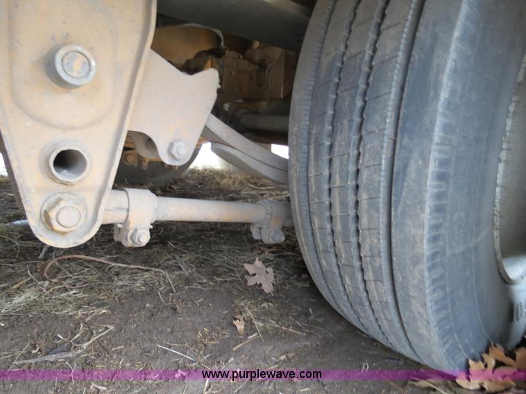 image for item B4882 2005 Trailboss 35 ton paver special lowboy trailer