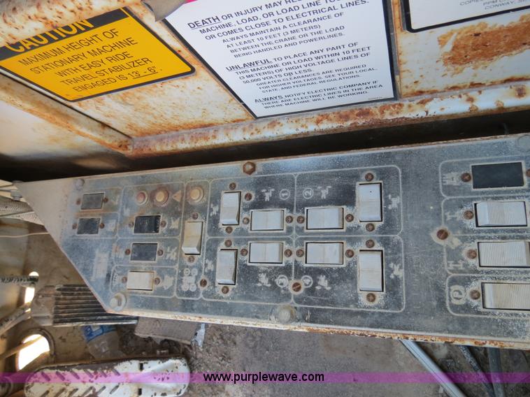 image for item B4889 P & H Century 122 Omega Series 100 22 ton rough terrain crane