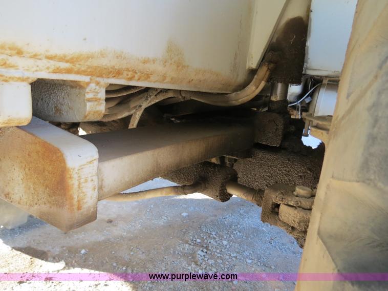 image for item B4889 P & H Century 122 Omega Series 100 22 ton rough terrain crane