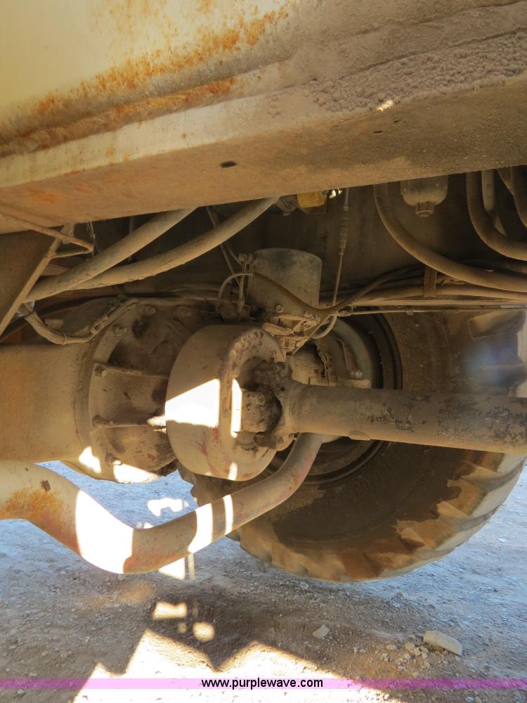 image for item B4889 P & H Century 122 Omega Series 100 22 ton rough terrain crane