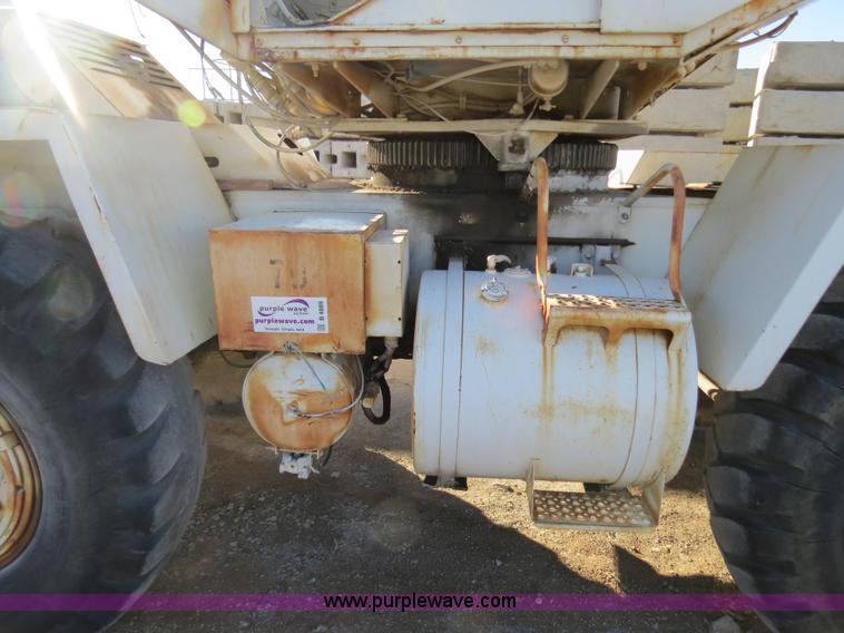 image for item B4889 P & H Century 122 Omega Series 100 22 ton rough terrain crane