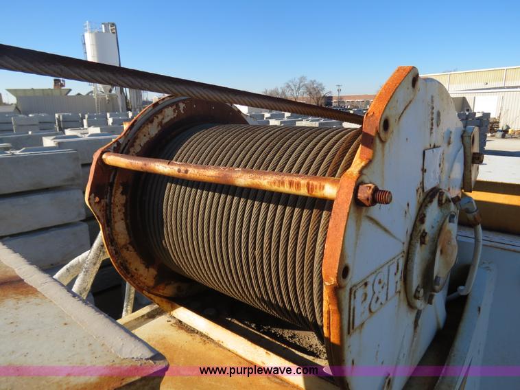 image for item B4889 P & H Century 122 Omega Series 100 22 ton rough terrain crane