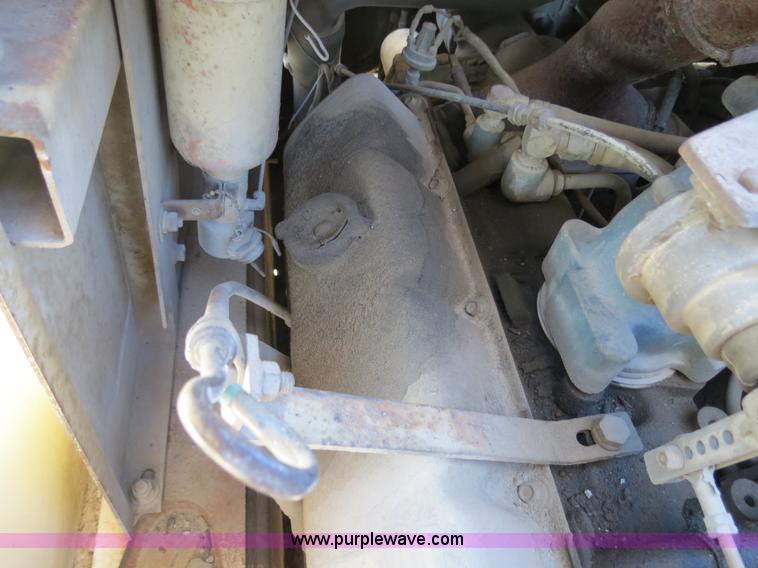 image for item B4889 P & H Century 122 Omega Series 100 22 ton rough terrain crane