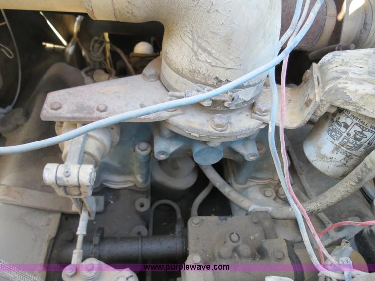 image for item B4889 P & H Century 122 Omega Series 100 22 ton rough terrain crane