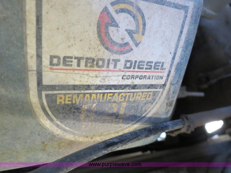 image for item B4889 P & H Century 122 Omega Series 100 22 ton rough terrain crane