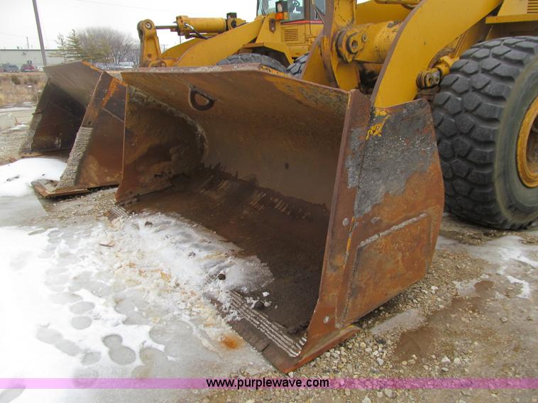 image for item E4669 1995 Caterpillar 960F wheel loader