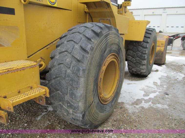 image for item E4669 1995 Caterpillar 960F wheel loader