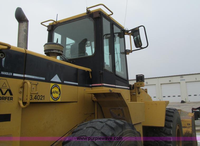 image for item E4669 1995 Caterpillar 960F wheel loader