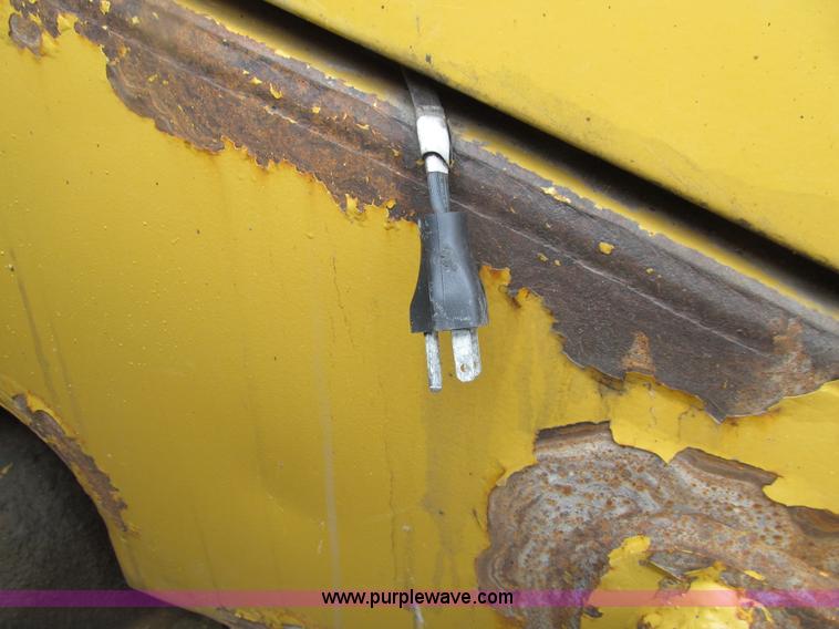 image for item E4669 1995 Caterpillar 960F wheel loader