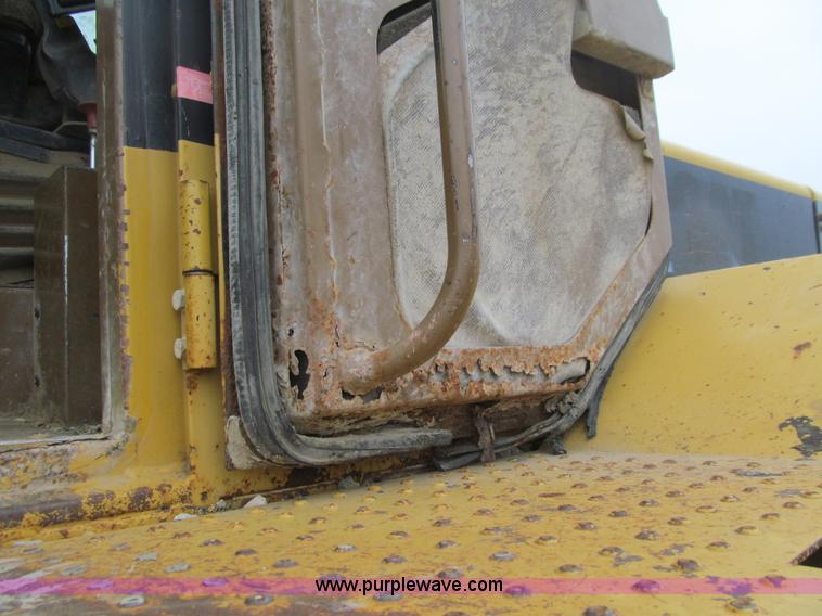 image for item E4669 1995 Caterpillar 960F wheel loader