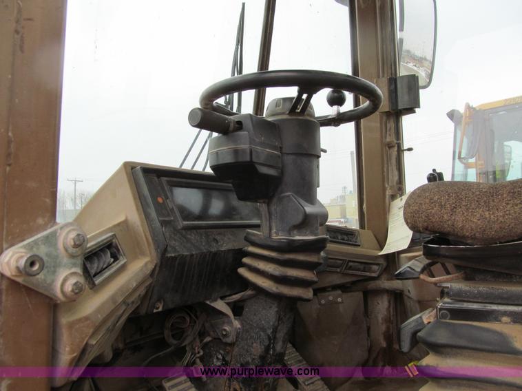 image for item E4669 1995 Caterpillar 960F wheel loader