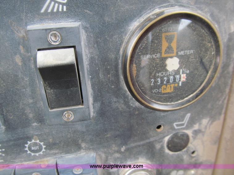 image for item E4669 1995 Caterpillar 960F wheel loader