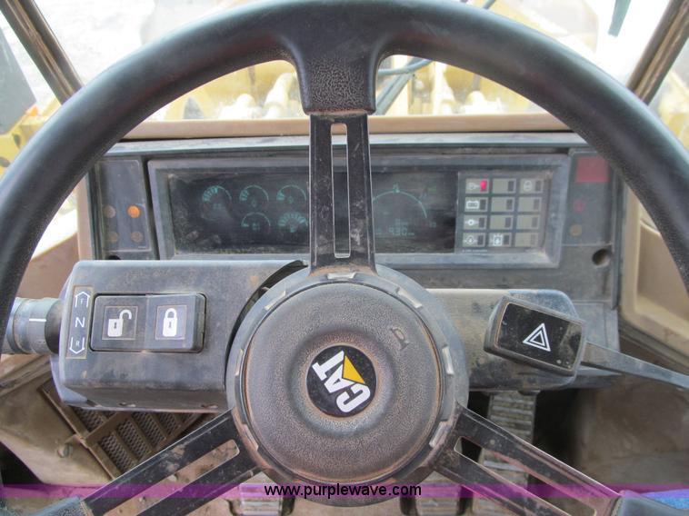 image for item E4669 1995 Caterpillar 960F wheel loader