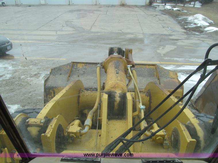 image for item E4669 1995 Caterpillar 960F wheel loader