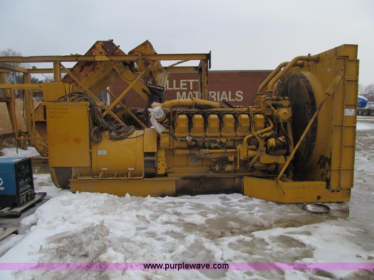 image for item E4670 Caterpillar SR4B generator with Caterpillar 3512 diesel engine