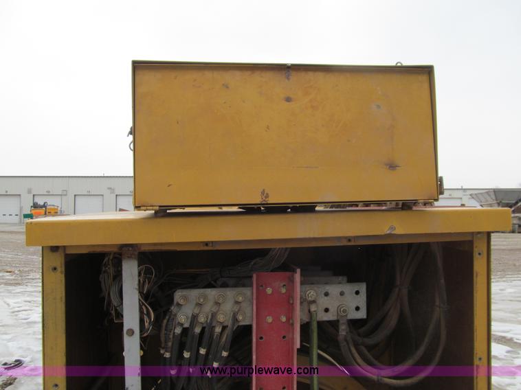 image for item E4670 Caterpillar SR4B generator with Caterpillar 3512 diesel engine