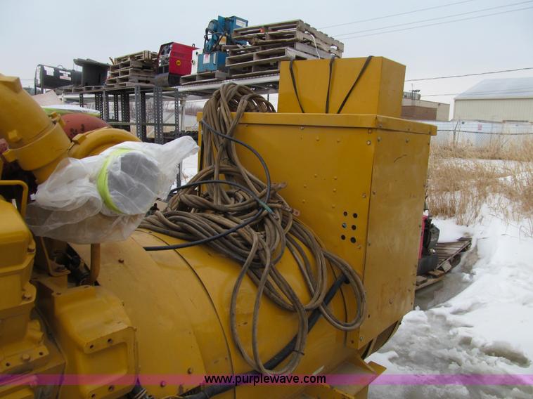 image for item E4670 Caterpillar SR4B generator with Caterpillar 3512 diesel engine