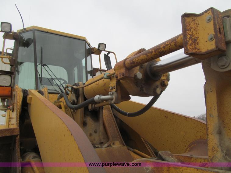 image for item E4672 1993 Caterpillar 970F wheel loader