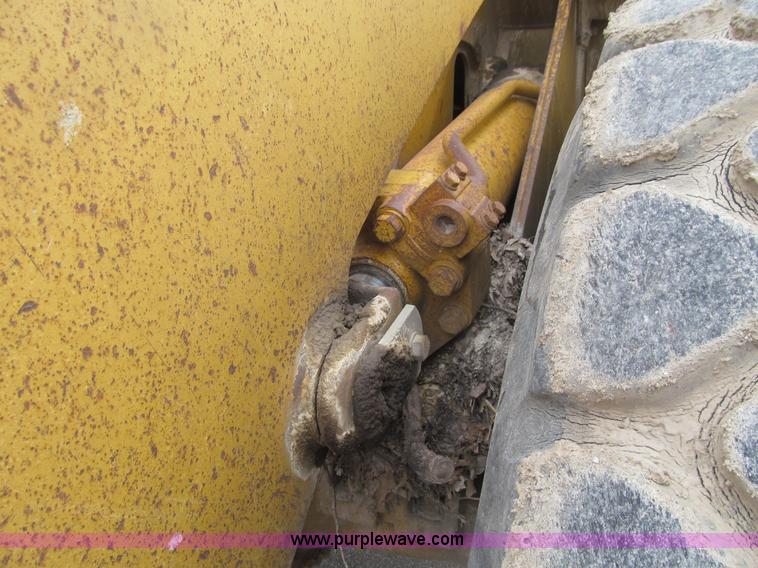 image for item E4672 1993 Caterpillar 970F wheel loader