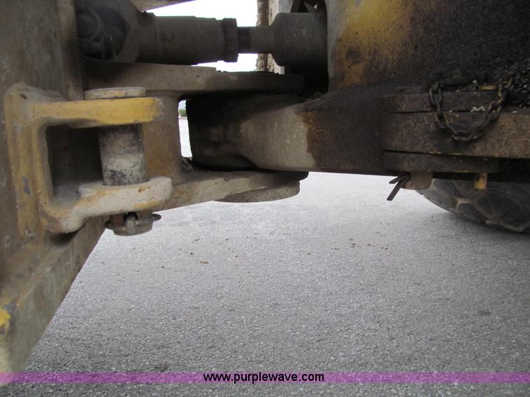 image for item E4672 1993 Caterpillar 970F wheel loader