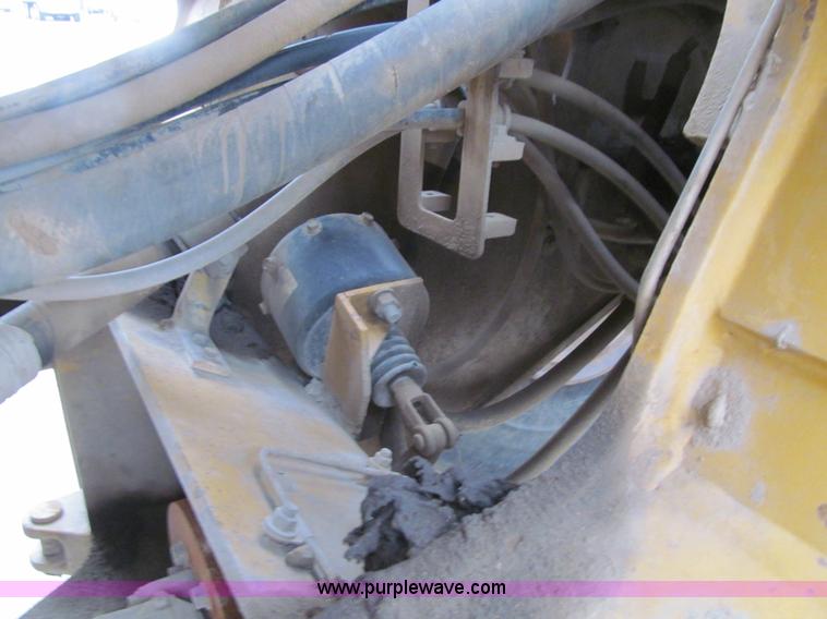 image for item E4672 1993 Caterpillar 970F wheel loader