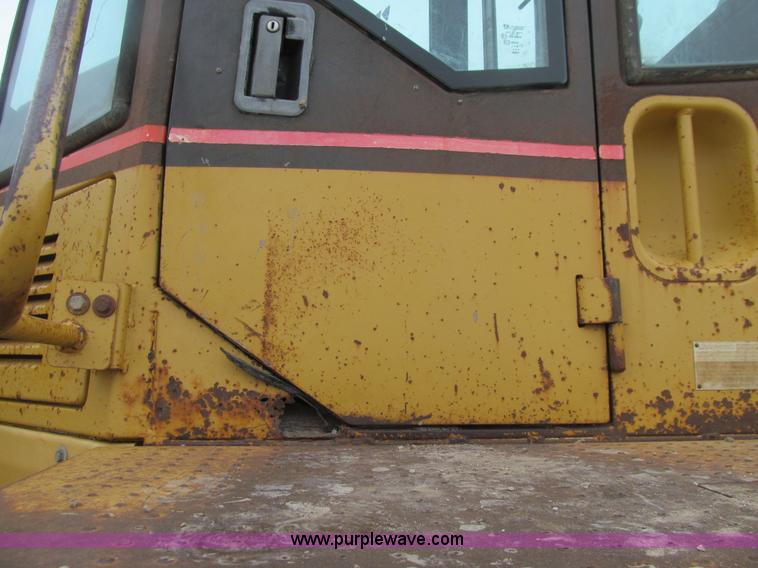 image for item E4672 1993 Caterpillar 970F wheel loader