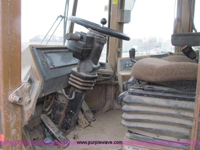 image for item E4672 1993 Caterpillar 970F wheel loader