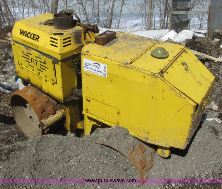 image for item E5320 Wacker RT820 trench compactor