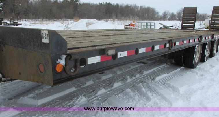 image for item E5323 2007 Cashman C-50 triple axle trailer