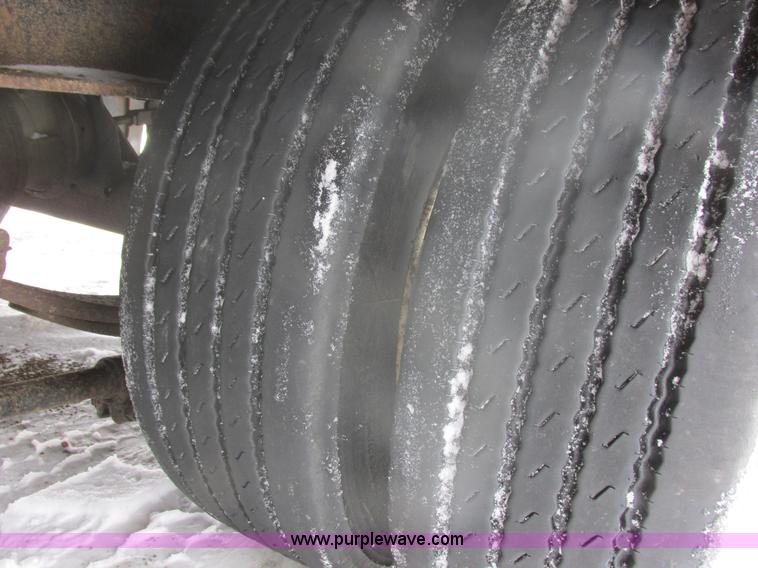 image for item E5323 2007 Cashman C-50 triple axle trailer