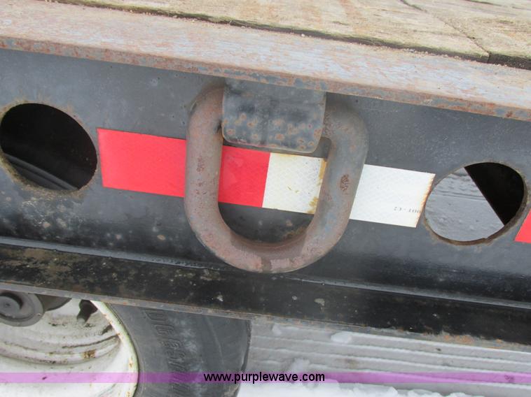 image for item E5323 2007 Cashman C-50 triple axle trailer