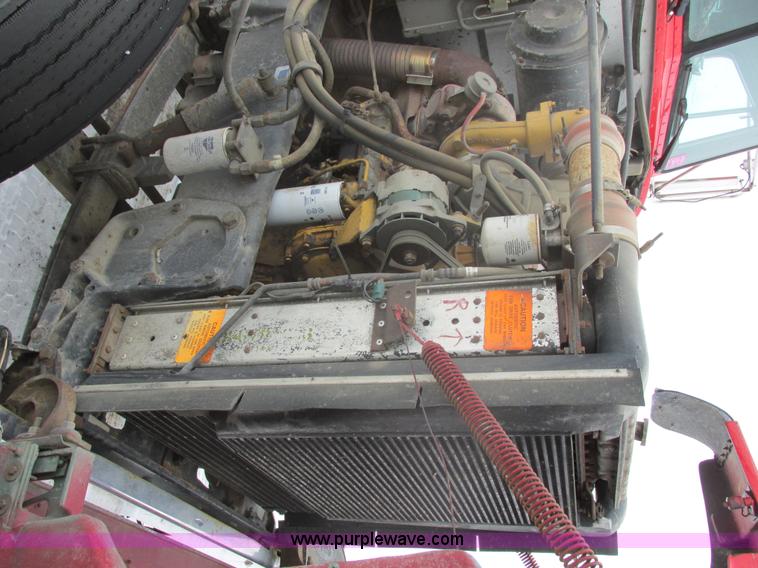 image for item E5324 1993 Peterbilt 375 utility truck