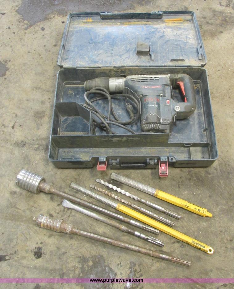Bosch 11241EVS hammer drill in Norwood, MN | Item E5340 sold | Purple Wave