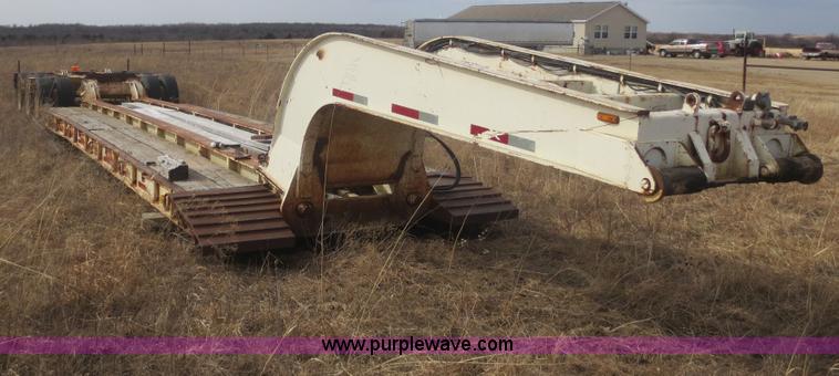 image for item F6835 1982 Talbert 40 ton triple axle detachable trailer
