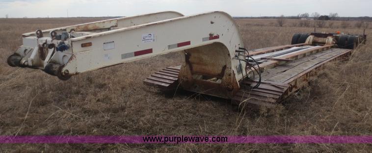 image for item F6835 1982 Talbert 40 ton triple axle detachable trailer