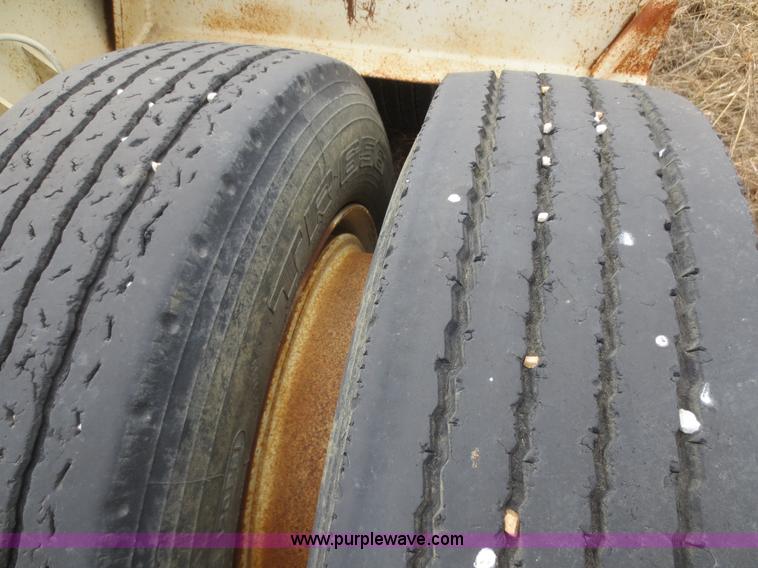 image for item F6835 1982 Talbert 40 ton triple axle detachable trailer