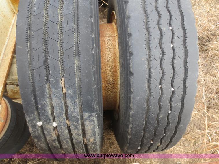 image for item F6835 1982 Talbert 40 ton triple axle detachable trailer