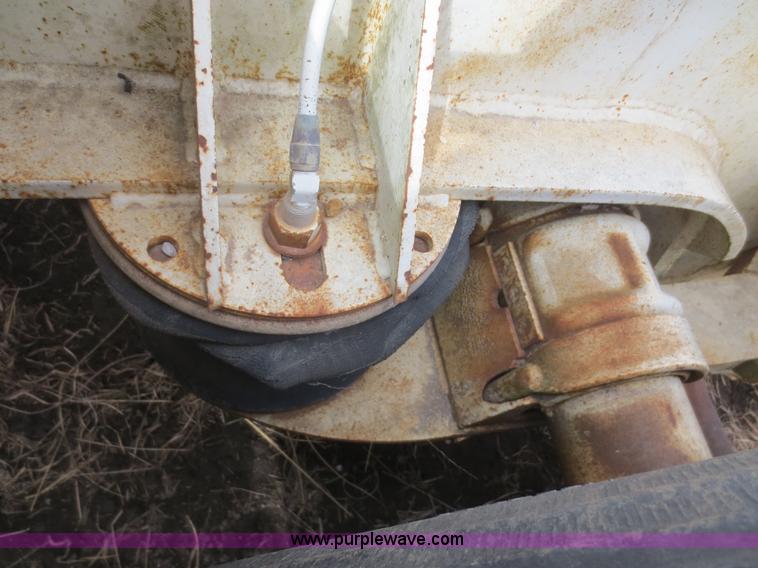 image for item F6835 1982 Talbert 40 ton triple axle detachable trailer