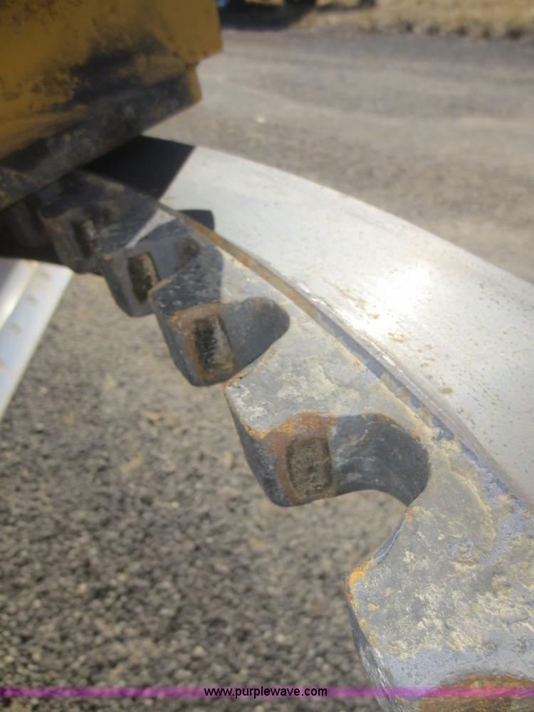 image for item F6836 1999 Caterpillar 120H articulated motor grader